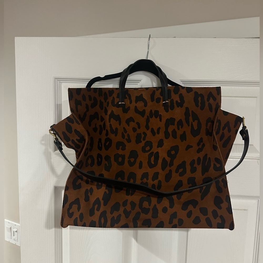 Clare V simple tote in leopard